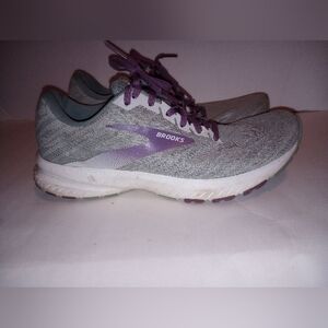 Womens Brooks Launch 7 Running Shoes Gray Purple Size 9 Wide 1203221D016